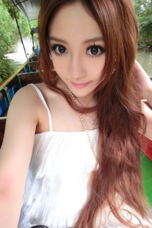 共享女儿小诗1～10章的背景资料